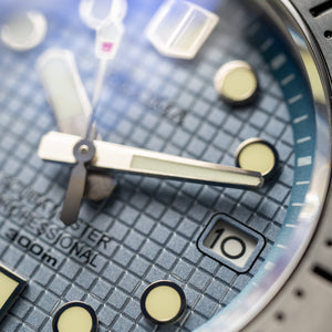 Proxima Turtle Tapisserie Dial Highbeat